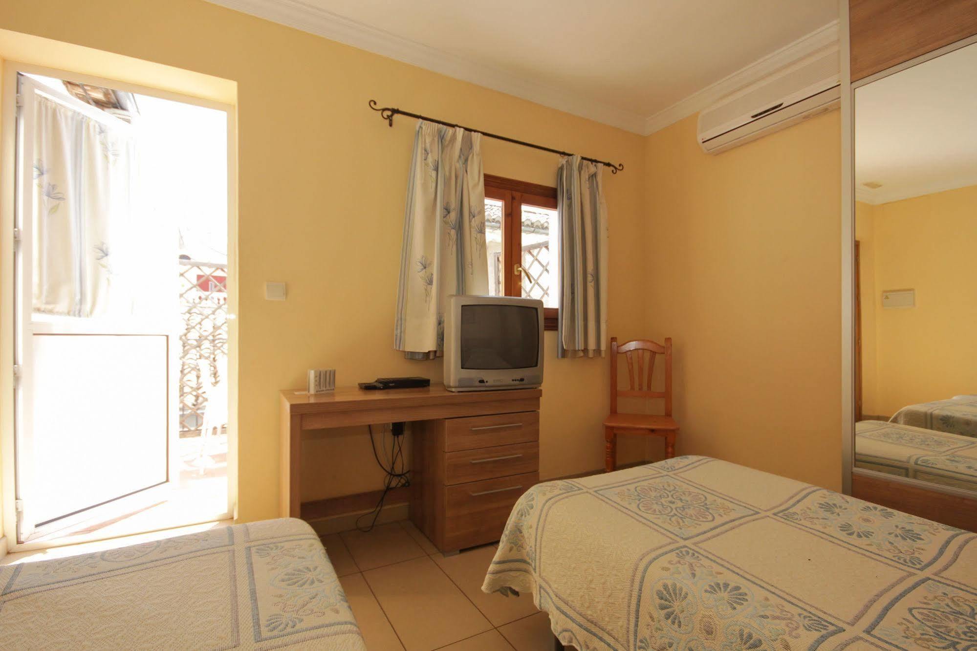Hostal Costa Azul Granada Luaran gambar